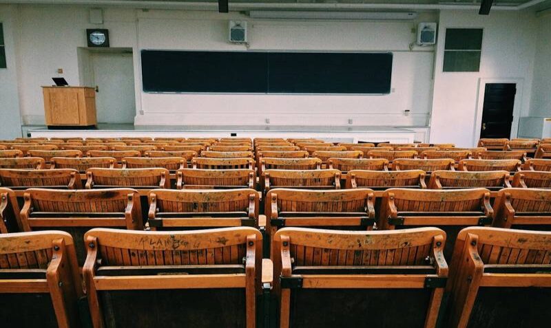 Trappor till skolor och universitet – guide för rektorer och fastighetsavdelningar 2026